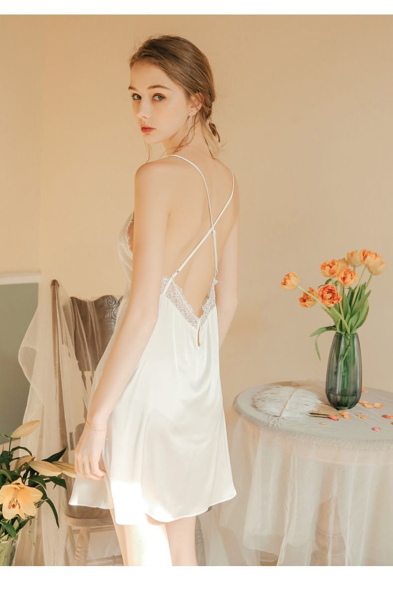 Là con gái, hãy biết yêu thương bản thân