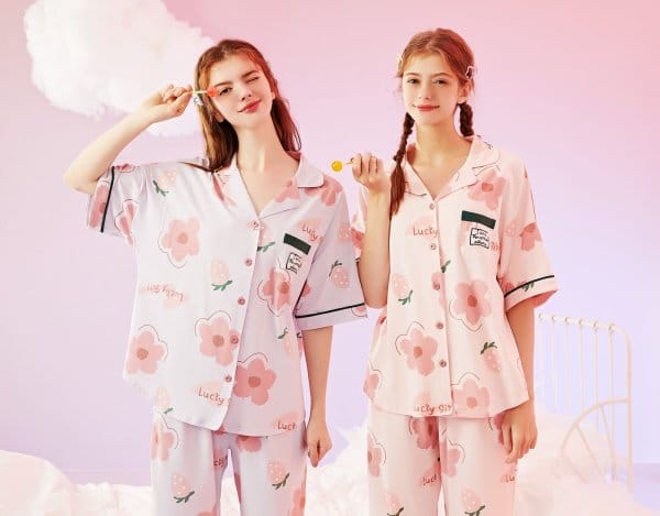Bí kíp lựa chọn quần áo ngủ mùa hè phù hợp nhất 2 Quần áo ngủ mùa hè thoải mái nhấtvà